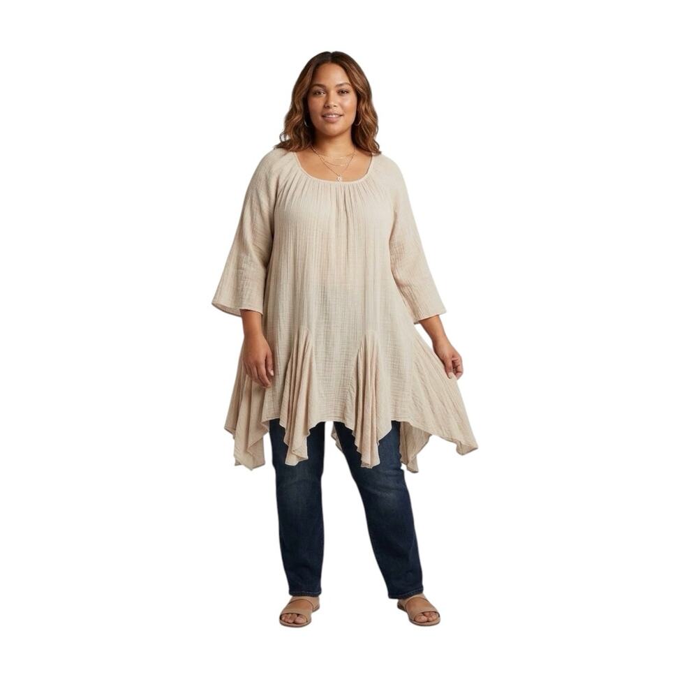 Indigo Soul Plus Size 2XL Tunic Top Beige Crinkle Handkerchief Hem NWOT